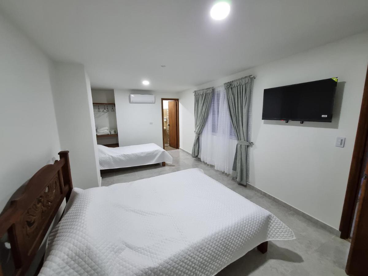 Hotel Antonella Plaza Pinchote Extérieur photo